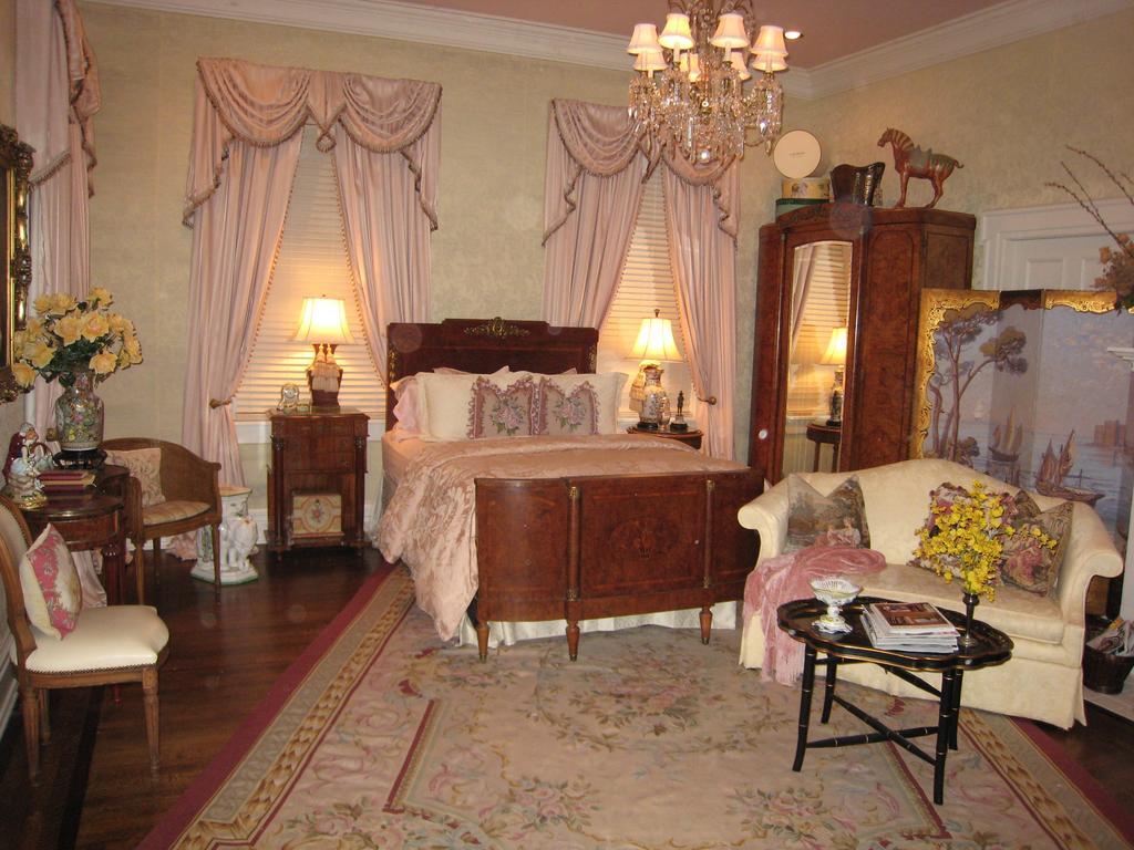 Belle Oaks Inn Gonzales Rum bild